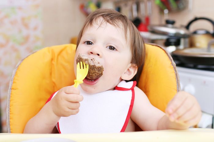 Pola Makan Sehat untuk Anak agar Tumbuh Kembang Optimal