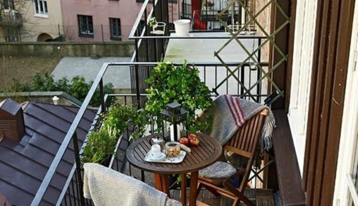 Balkon keren santai inspirasimu suasana sarat Tips Menyulap Balkon Sempit Jadi Area Santai