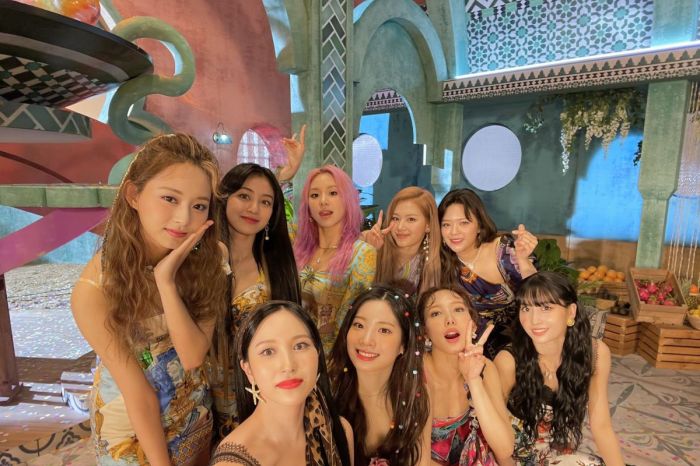 Pertama Kali Konser di Indonesia, TWICE Jadikan Momen Spesial - ShowBiz ... TWICE Bakal Kolaborasi Bareng Penyanyi Barat Terkenal